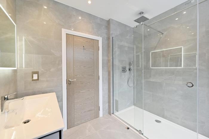 Deluxe Mayfair Luxury Apartment Лондон Екстер'єр фото